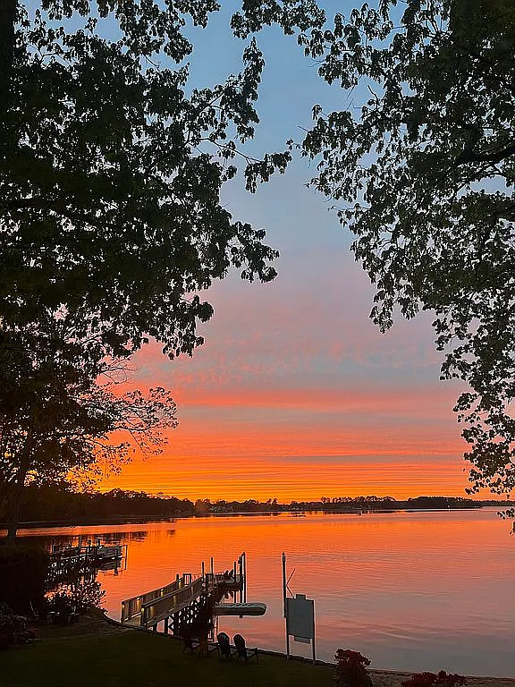 109 Feet of Deep Water and Forever Sunsets on Lake Murray