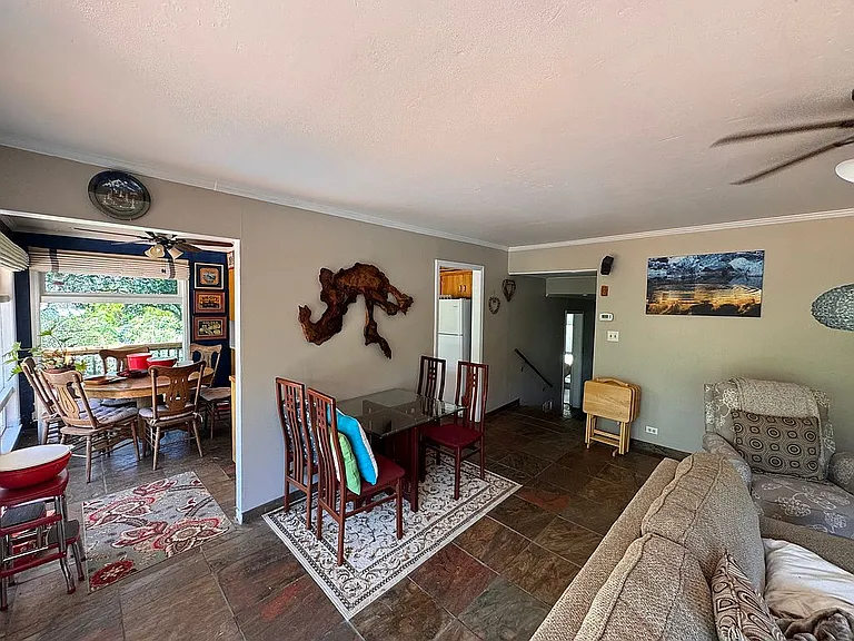 A Bluff-Top Home on the Eel River, With Its Own Swimming Hole