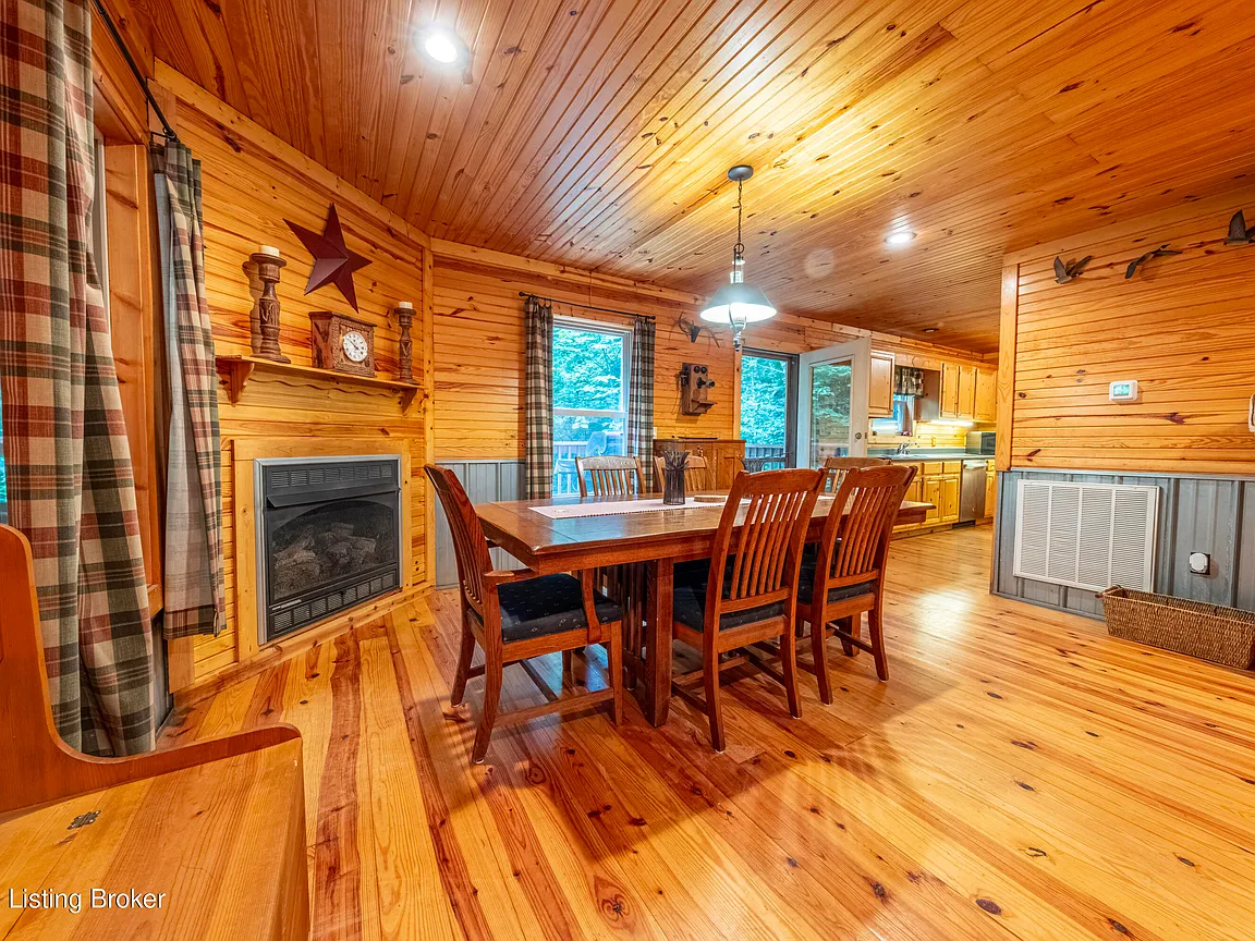 A Stand-Alone Dock and 7 Unrestricted Acres on Rough River Lake