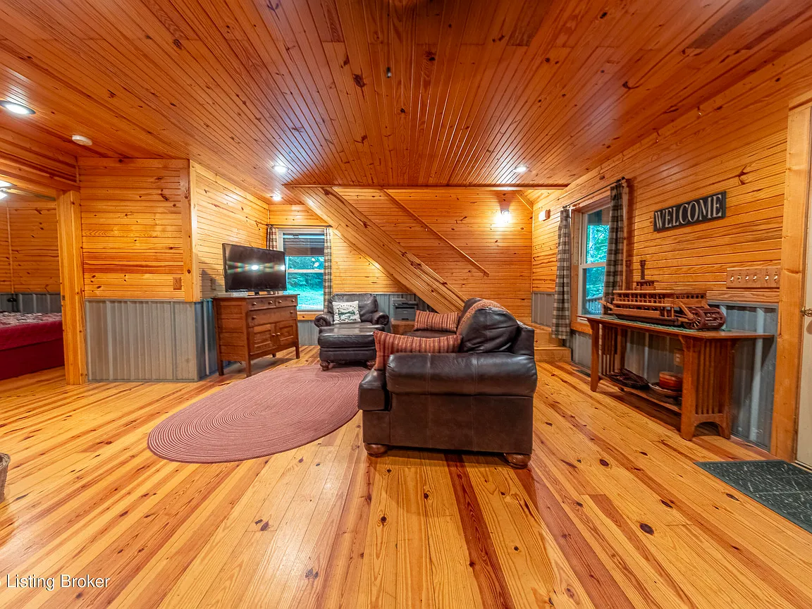 A Stand-Alone Dock and 7 Unrestricted Acres on Rough River Lake