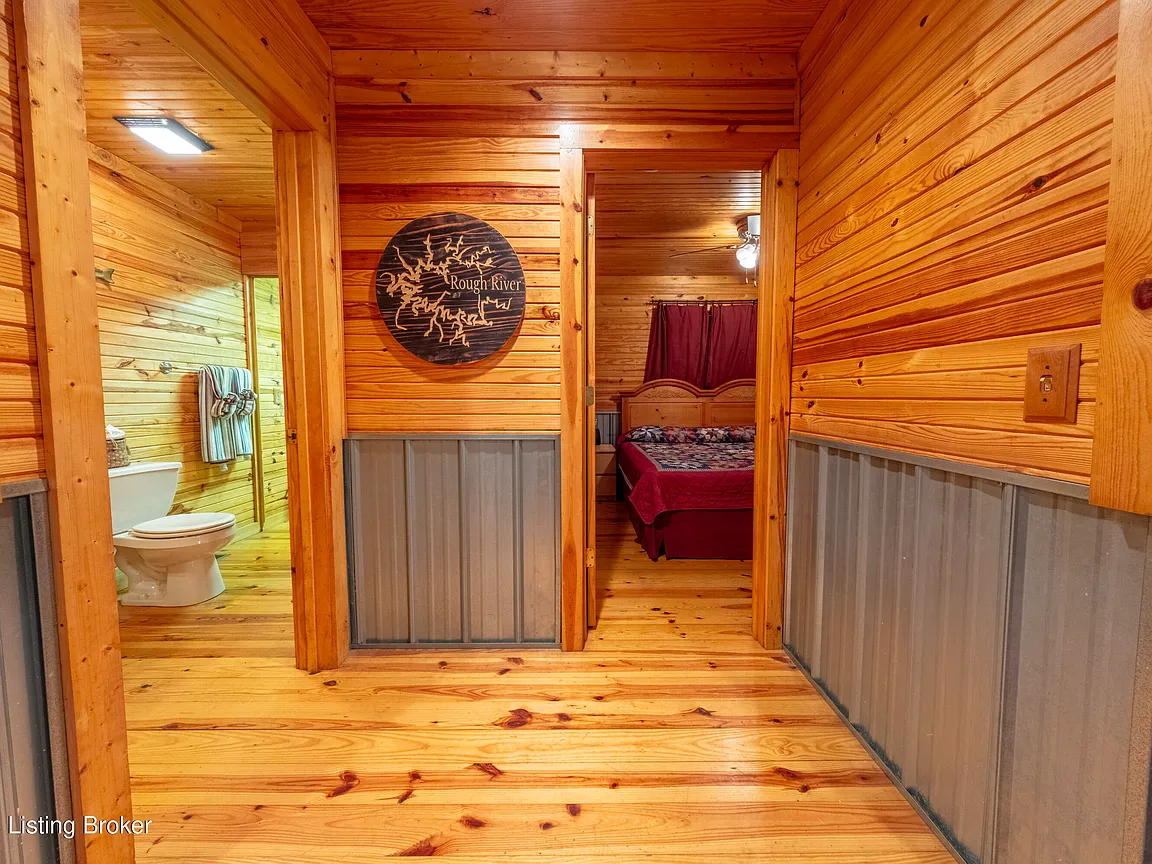 A Stand-Alone Dock and 7 Unrestricted Acres on Rough River Lake