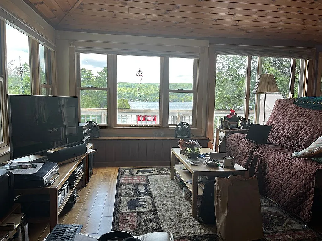 A Winterized Cottage on Lake Willoughby, Boat and Dock Included