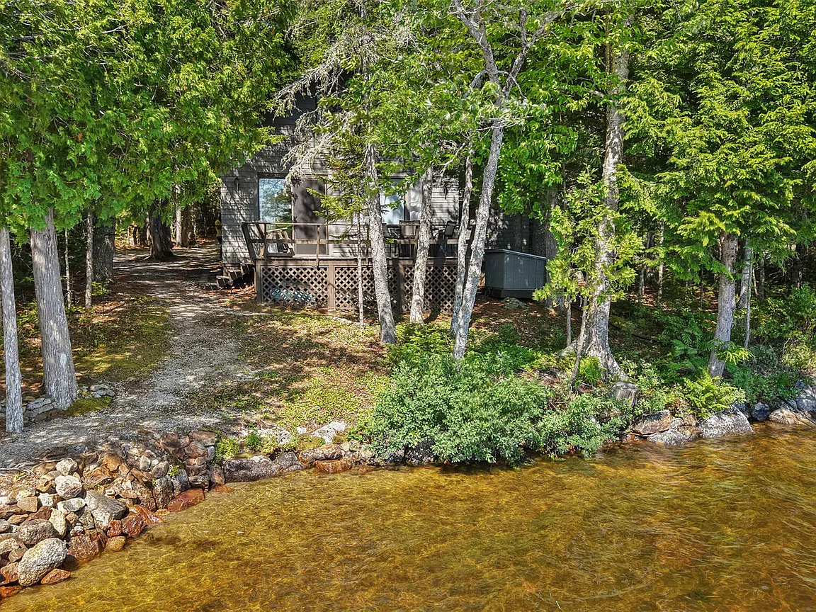 A Private Dock on Toddy Pond, Less Than an Hour From Acadia