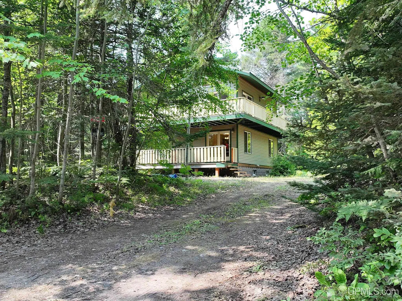A Private Keweenaw Hideaway With a 1,200-Foot Lake Superior Beach