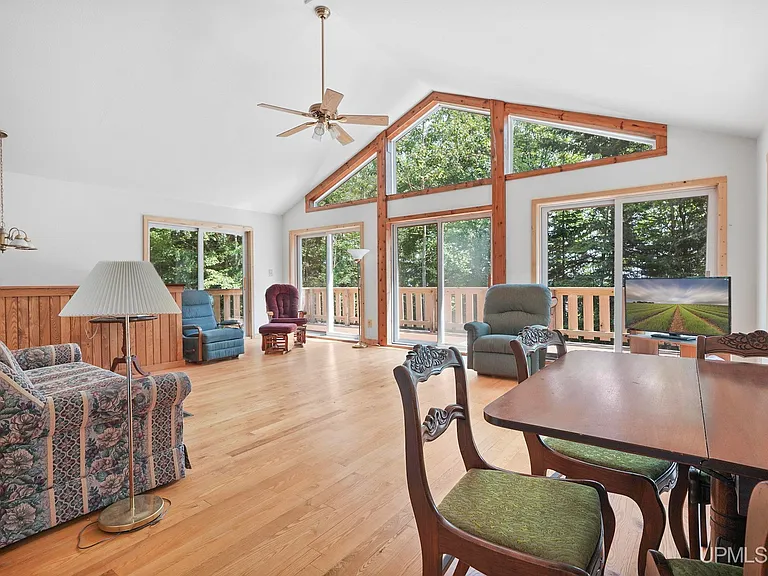 A Private Keweenaw Hideaway With a 1,200-Foot Lake Superior Beach