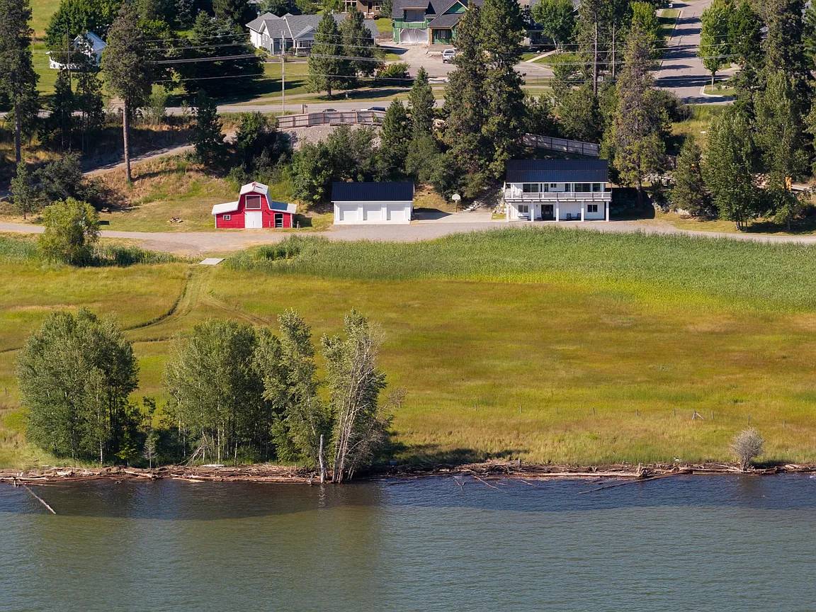 653 Feet of Sandy Shoreline on Flathead Lake