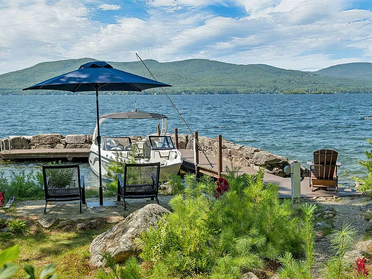 A True Island Bungalow on Lake Winnipesaukee