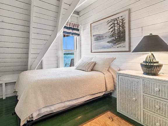 A Deep-Water Boathouse With Its Own Guest Suite on Lake Sunapee