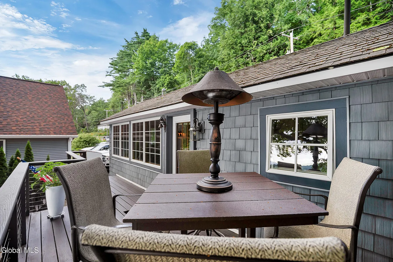A Cottage at the Confluence of the Sacandaga and Hudson Rivers