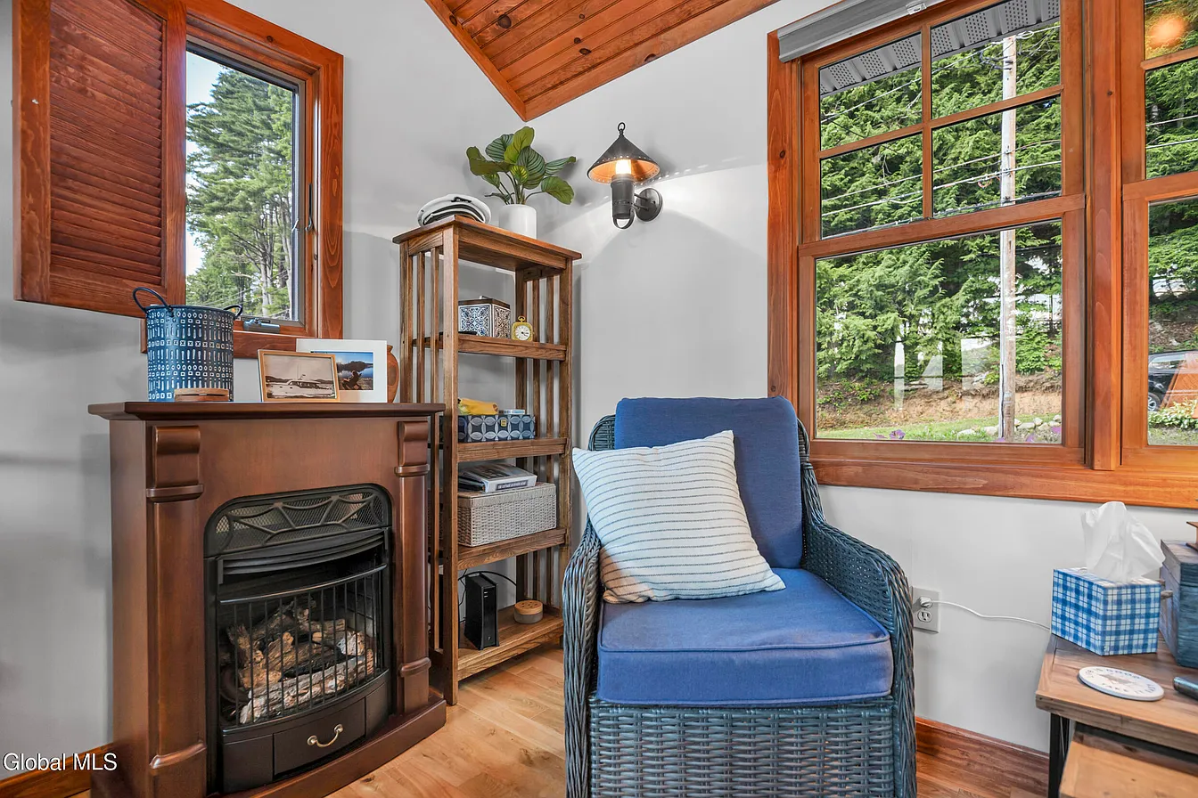 A Cottage at the Confluence of the Sacandaga and Hudson Rivers
