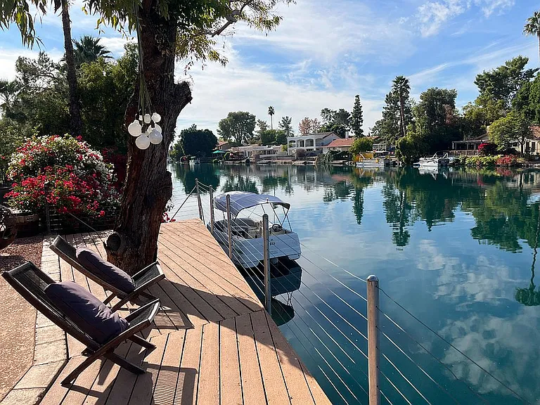A Resort-Style Home on Tempe's Private Lakes, Kayaks and Boat Included
