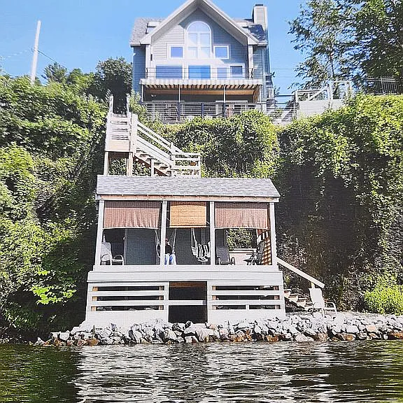 An Architect-Designed Retreat on 125 Feet of Saratoga Lake