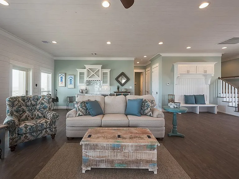 A Front-Row Beach House on the Gulf, Fully Furnished, for $1,349,000