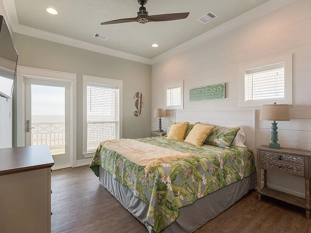 A Front-Row Beach House on the Gulf, Fully Furnished, for $1,349,000