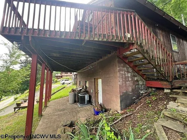 A Cabin on Maple Lake at $115,000 — Bring Your Vision