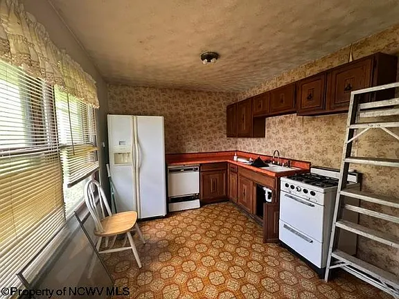 A Cabin on Maple Lake at $115,000 — Bring Your Vision