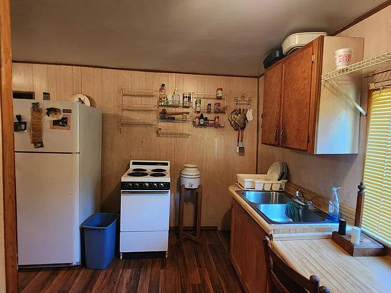 A Bungalow on 3,000 Feet of the Greenbrier River