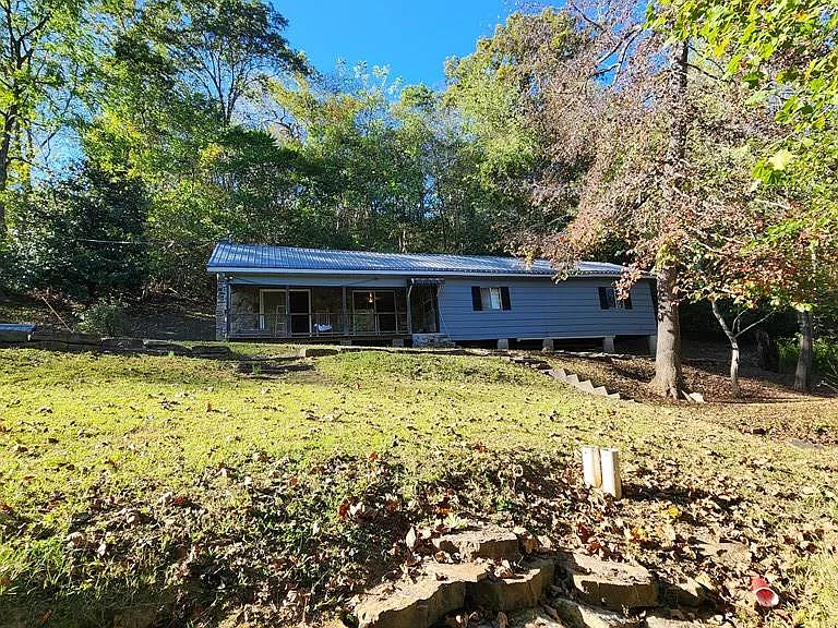 A Bungalow on 3,000 Feet of the Greenbrier River