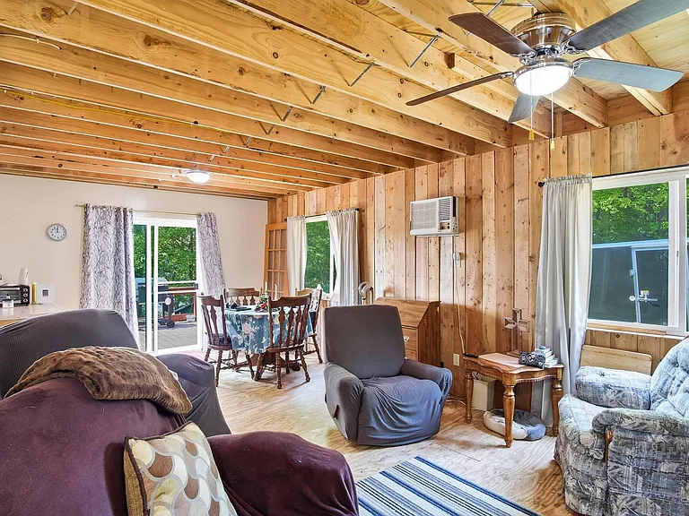 A Finished Main Level and an Unfinished Upstairs on 570 Feet of Eureka Lake