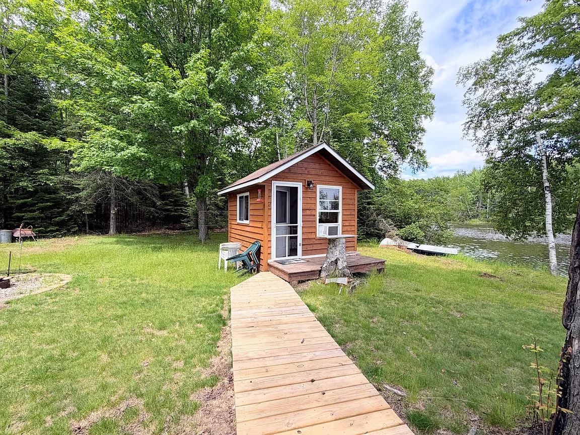 Fifteen Acres of Private Islands on Musser Lake — Boat Access Only