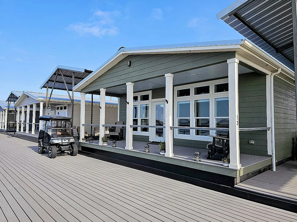 A Floating Home on Lake Texoma, Vacation-Only by Design