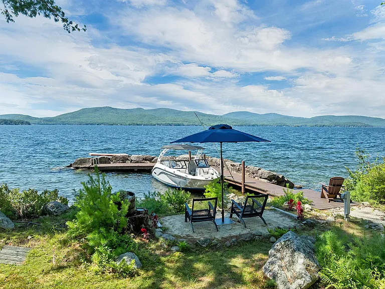 A True Island Bungalow on Lake Winnipesaukee