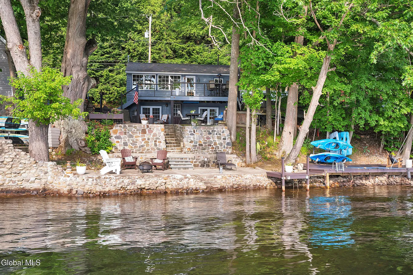 A Cottage at the Confluence of the Sacandaga and Hudson Rivers