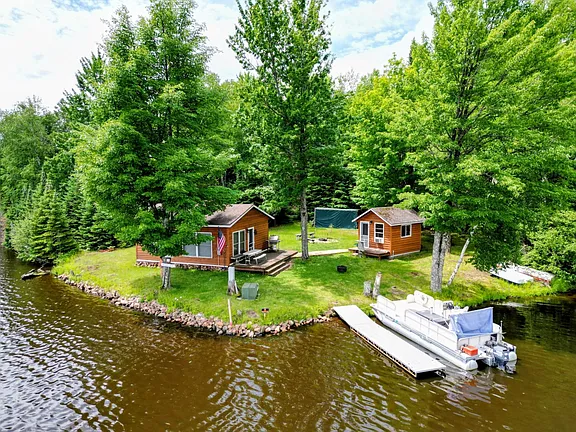 Fifteen Acres of Private Islands on Musser Lake — Boat Access Only